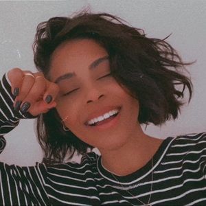 Meet your Posher, Alana